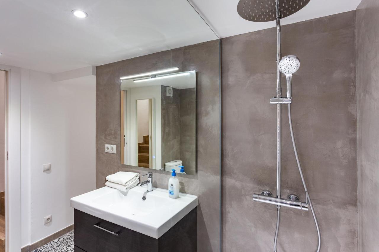 Stay U-Nique Apartments Travessera II Барселона Екстер'єр фото